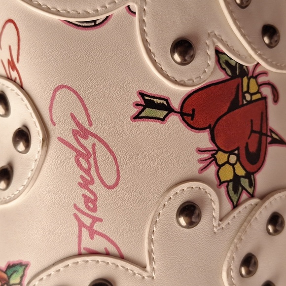 Ed Hardy White and Red Heart-Patterned Shoulder Bag - Picture 2 of 4